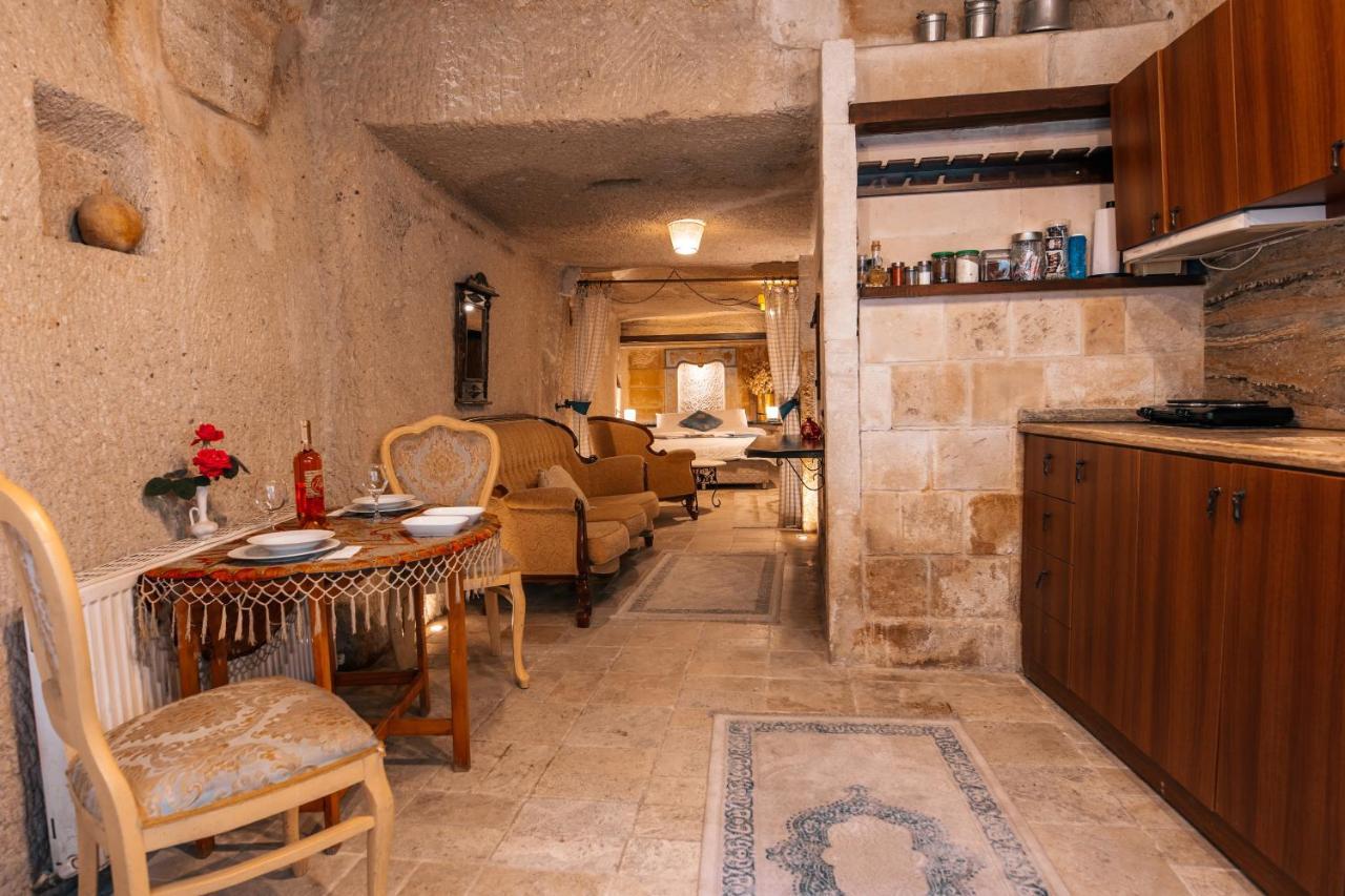 Adelya Cave Hotel Apartments Göreme Zewnętrze zdjęcie