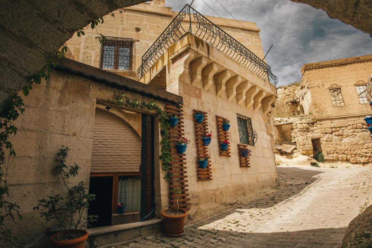Adelya Cave Hotel Apartments Göreme Zewnętrze zdjęcie