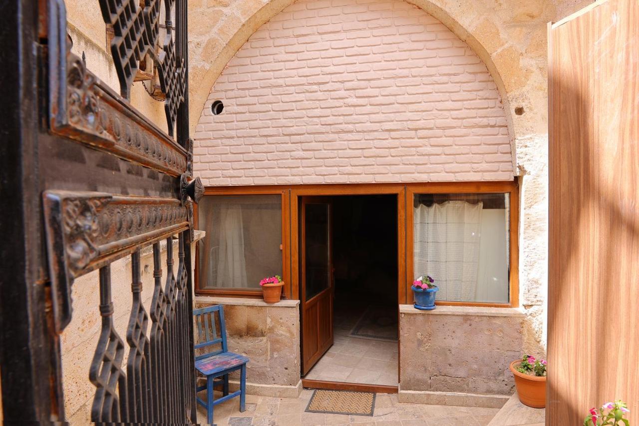 Adelya Cave Hotel Apartments Göreme Zewnętrze zdjęcie